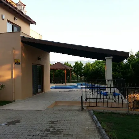 Nature Villa